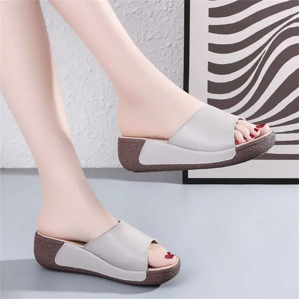 Women's Designer Shoes Collection: Boots, Sneakers, Sandals