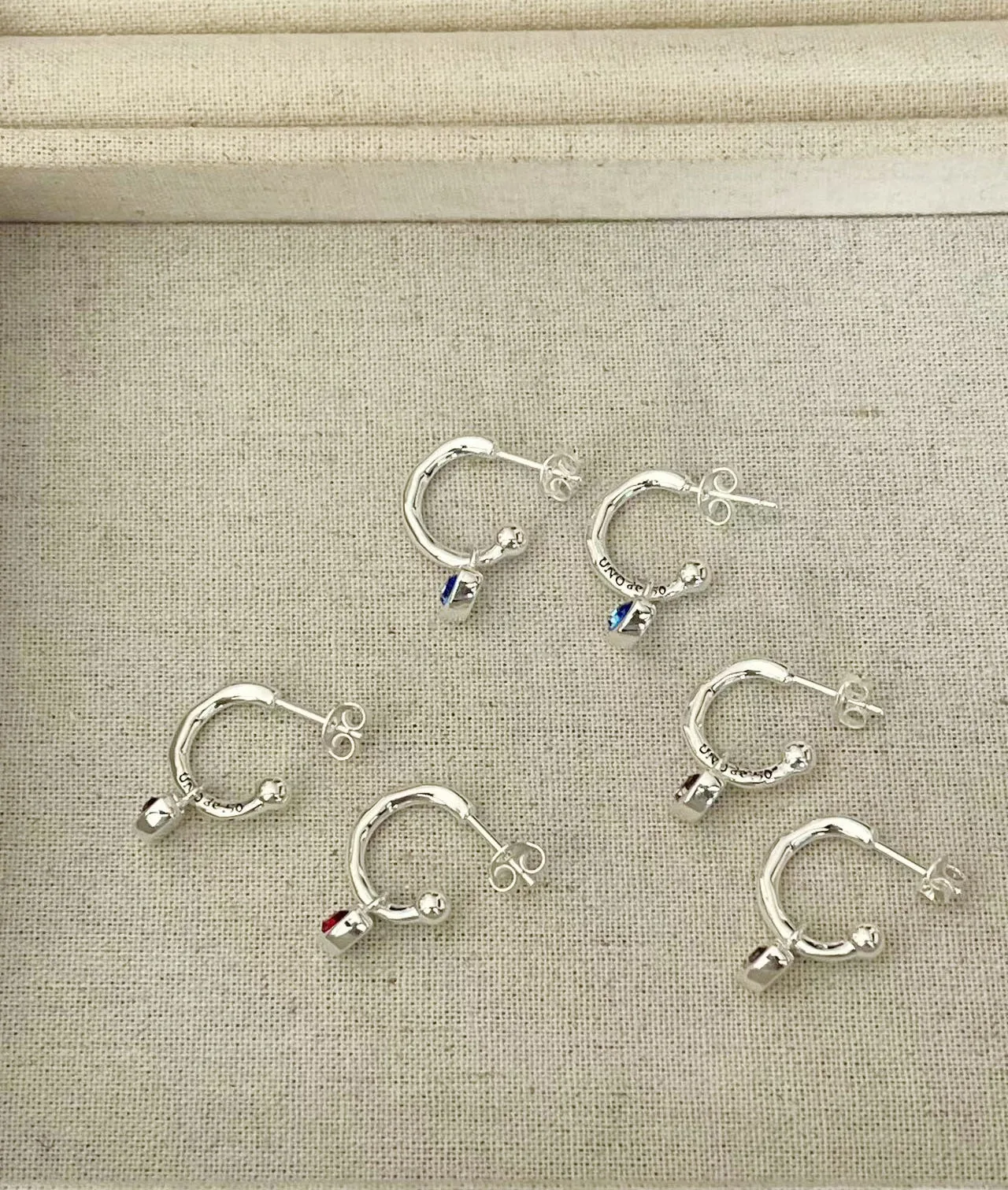 YS 2023 New UNOde50 Spanish Bestselling Exquisite Blue Gem Trend Fashion Women's Earrings Jewelry Gift Bag