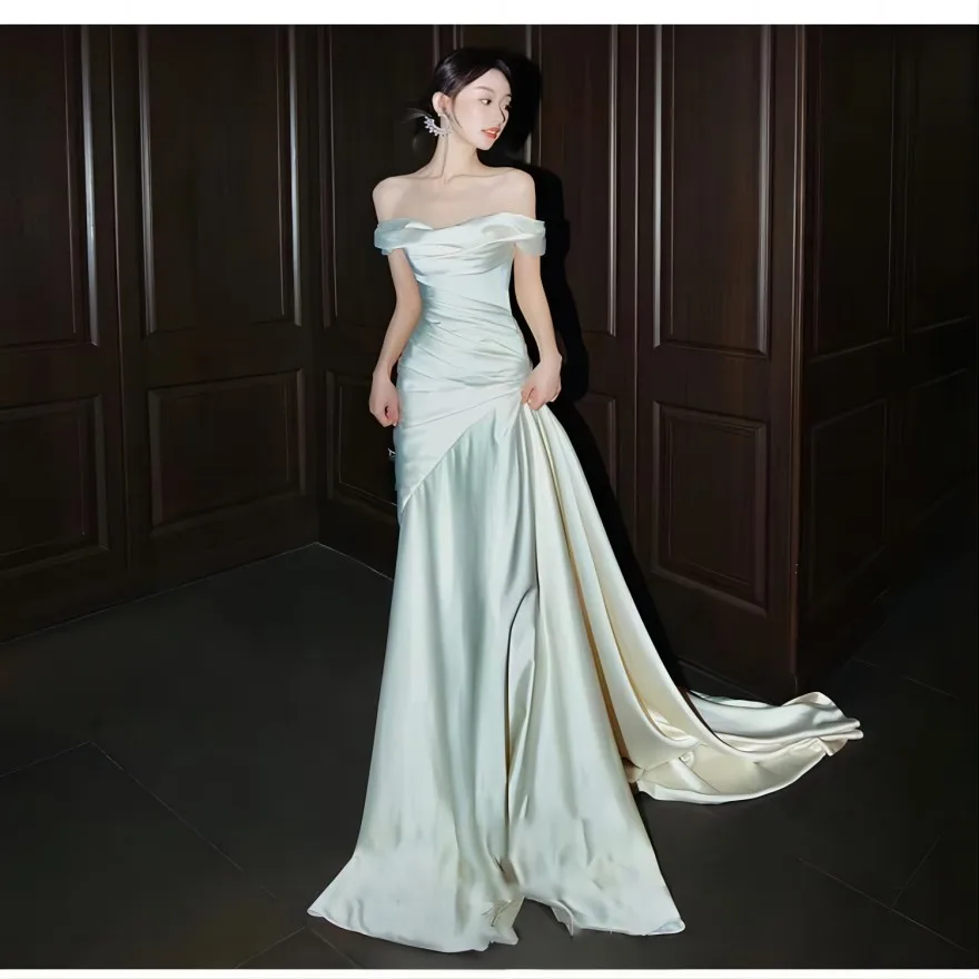 

Simple fishtail light wedding dress 2024 new small tail satin evening dress women's one-shoulder temperament French going out ve