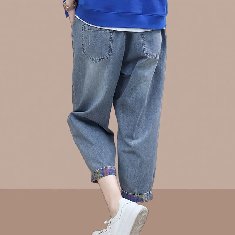 Рисунок 5 - Модные джинсы-шаровары для женщин