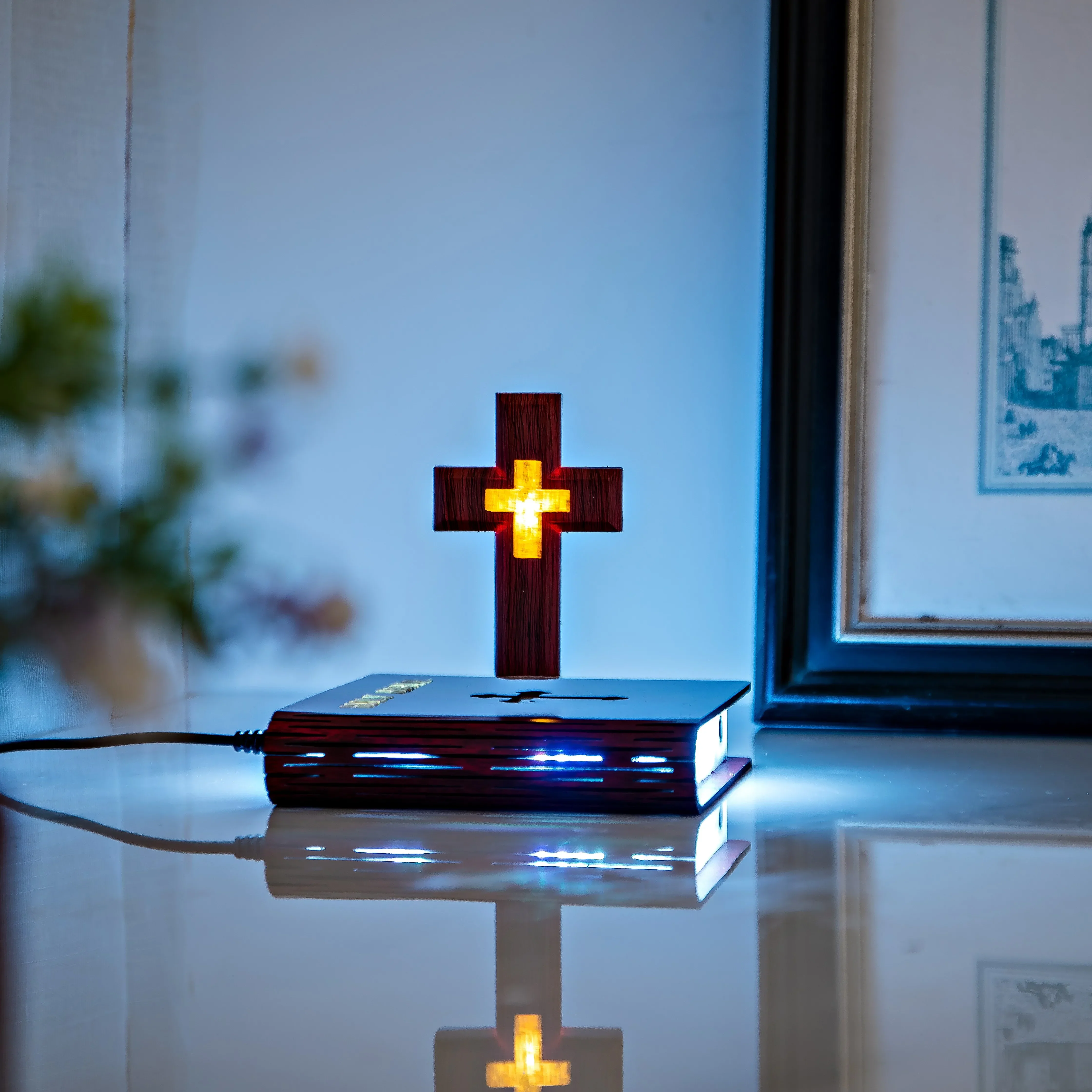 Nieuwe Meerkleurige Schakelende Kruis Begraaflaats 라이트 위트 플라스틱 Kruis Buiten Religieuze Jezus Geloof Meubeldecoratie 