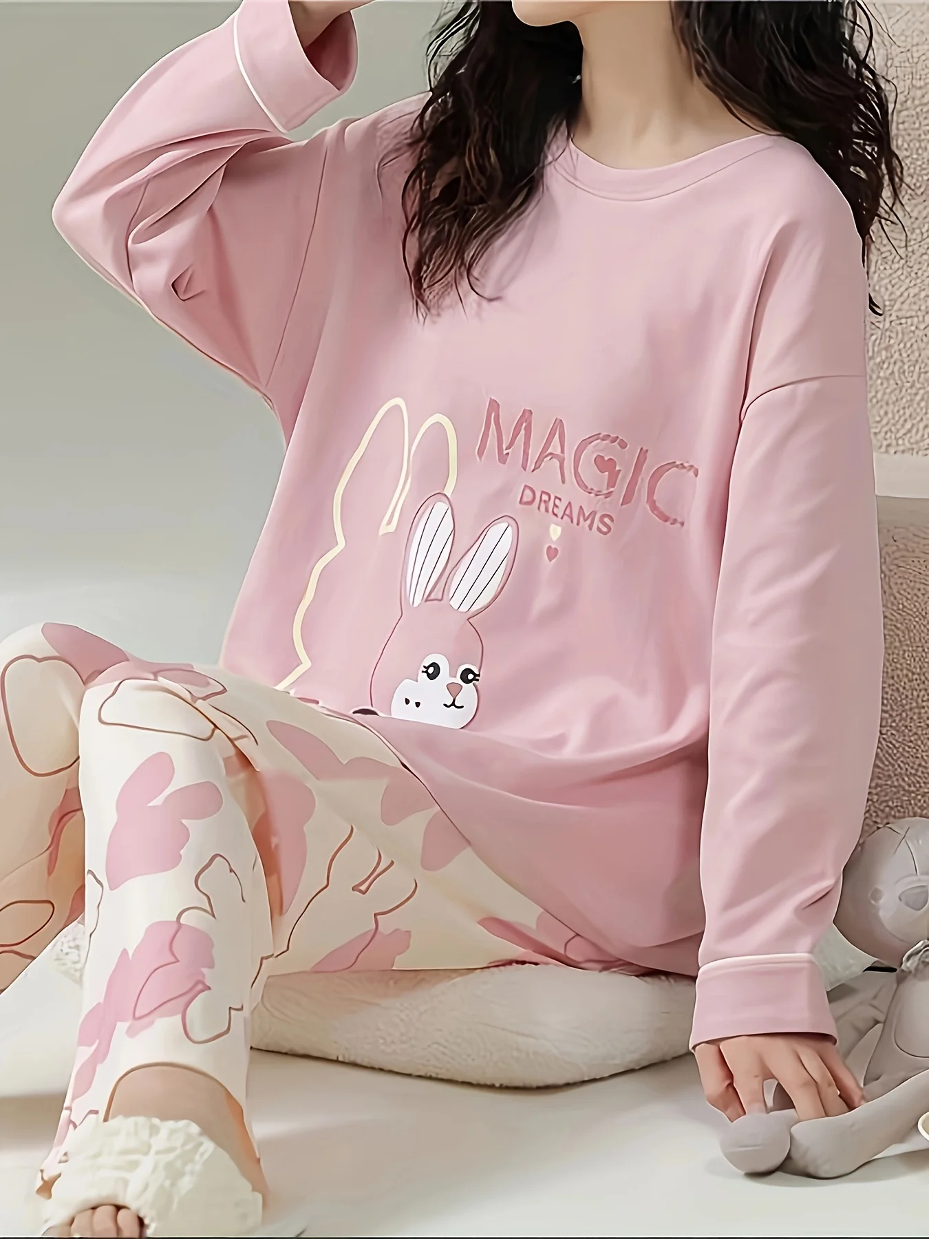 طقم بيجامة نسائي جديد عالي الجمالي للخريف/الشتاء - ملابس مريحة وبسيطة وغير رسمية ولطيفة وجميلة