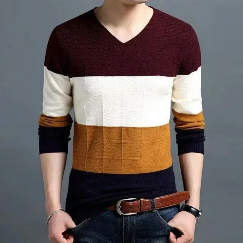 thumbnail image 1 of Ropa para hombre Suéter de punto empalmado Suéteres de cuello en V a cuadros para hombre Moda 2024 Overfit Una ropa clásica coreana de otoño elegante X, 1 of 4