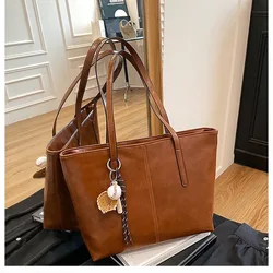 Elegant Women's Large - Capacity Leather Tote Bag - Fashionable Autumn & Winter Shoulder Handbag (Brown)