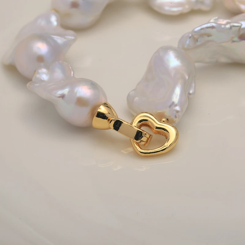 High Quality Real natural freshwater Large Baroque pearl