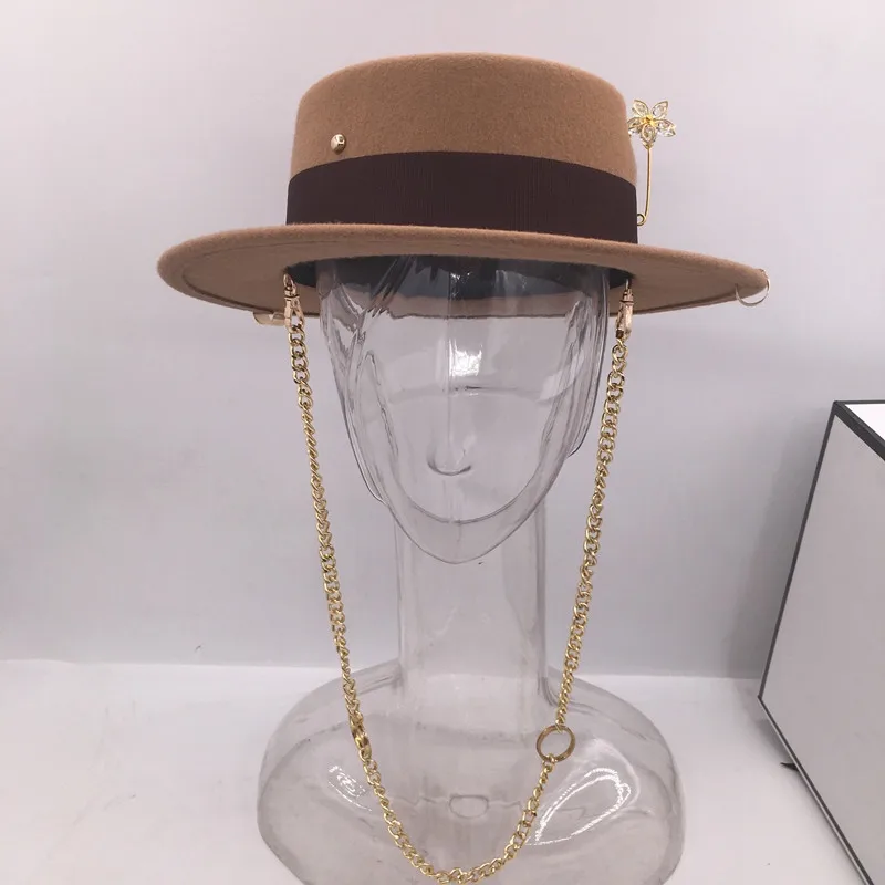 

202301-shi dropshipping British winter wool felt Crystal gold floral pin chain fashion lady fedoras cap women panama jazz hat