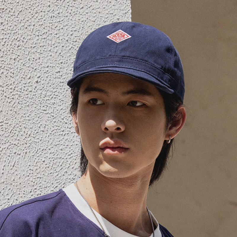 

Кепка унисекс с короткими полями, Классическая бейсбольная шапка для мальчиков, модная, защита от потливости, цвет коричневый, синий, черный