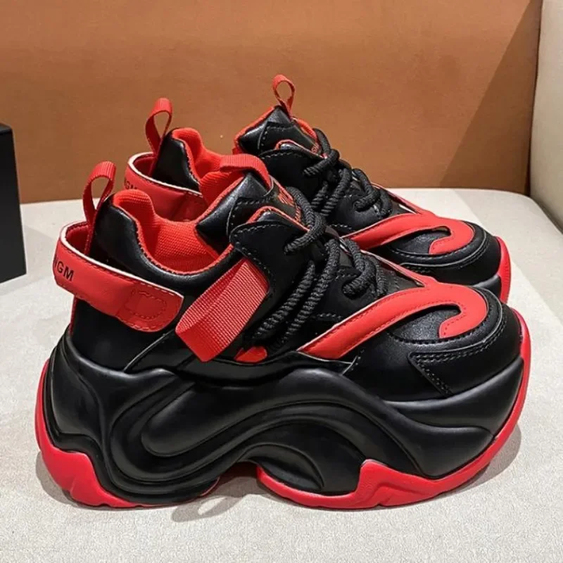 

Женские кожаные кроссовки на толстой подошве, 8 см