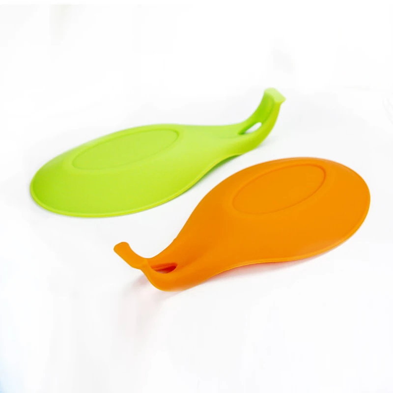 https://ae01.alicdn.com/kf/S45386f174e1f495eb90a7b46ccb79ceda/Ladle-holder-Ladle-pad-New-Soup-Ladle-Shaped-Heat-Resistant-Spoon-Ladle-Rest-Kitchen-Storage-Rack.jpg