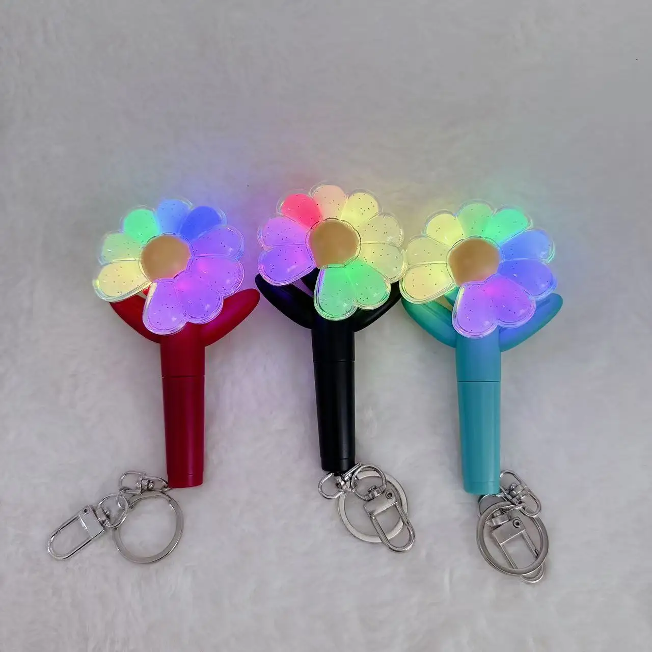 G-DRAGON ミニライトキーホルダー Amazon.co.jp: 【公式】G-DRAGON MINI LIGHT KEYRING｜ジー