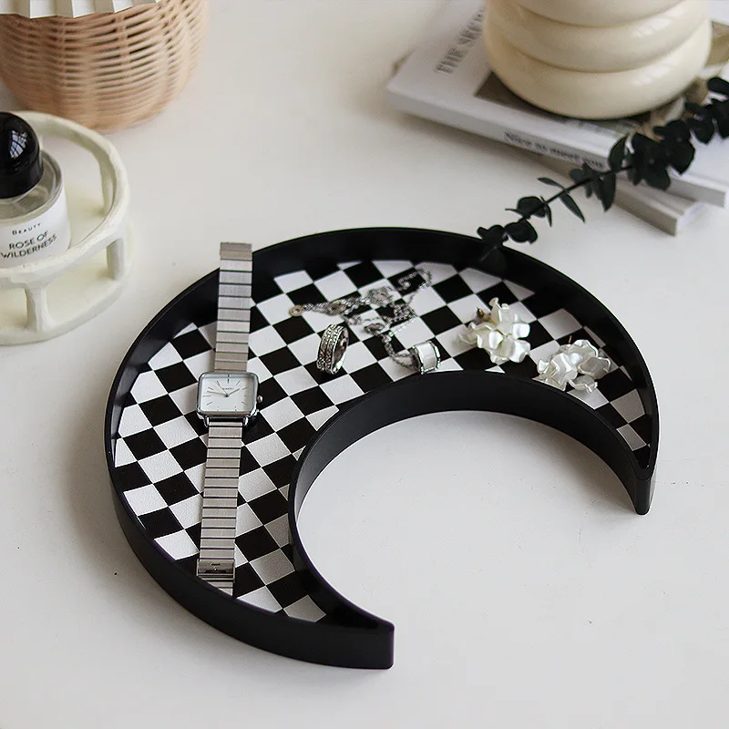 Checkerboard Color Entryway Living Room Moon-shaped Tray Water Cup Aromatherapy Head Rope Small Object Decorative Tray