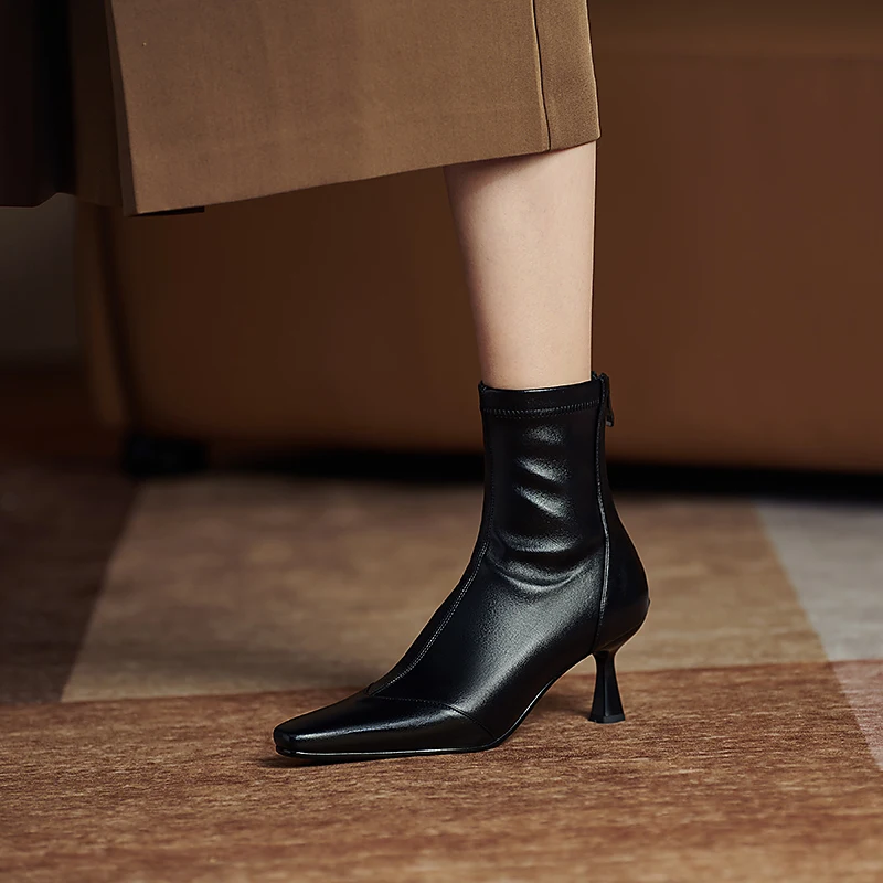 

Coffee colored small short boots for women with high heels and thin heels 2024 autumn new soft leather elastic thin boots 5297