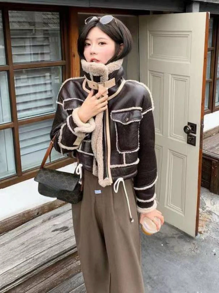 

Women's Jacket Winter Lapel Loose Fashion Versatile Street Trendsetter Warm Imitation Fur Integrated Plush Jacket Woman Clothing