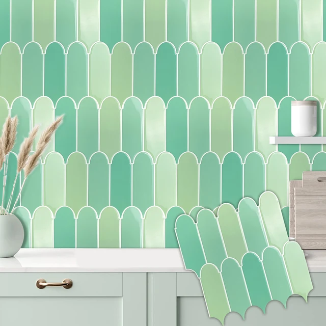 욕실과 주방을 스타일 업하고 기능적으로 만드는 자체 접착 벽 타일