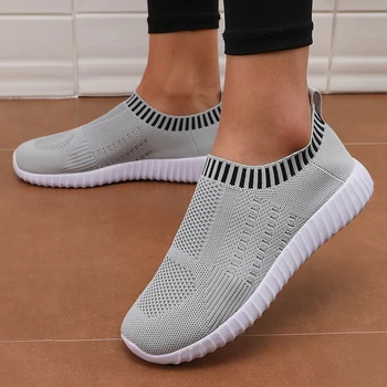 أحذية نسائية شبكية سهلة الارتداء بتصميم بسيط ومريحة ومسامية وخفيفة الوزن ومضادة للانزلاق ونعل للتدريب على التوازن 2