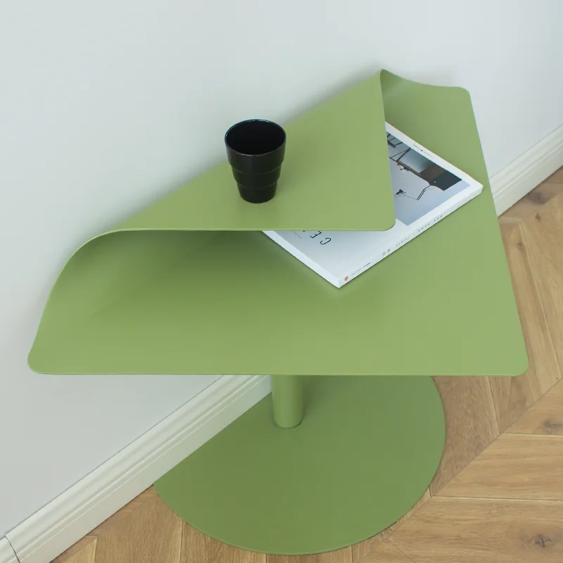 

Креативный итальянский дизайн, с зелеными краями, для маленькой квартиры, прикроватная металлическая фотография, эркерное окно для кофейного столика