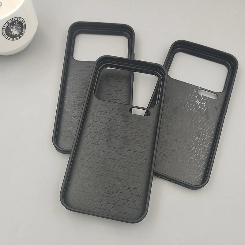 Carbon Fiber Magnetic Wireless Charging Case with MagSafe Compatibility