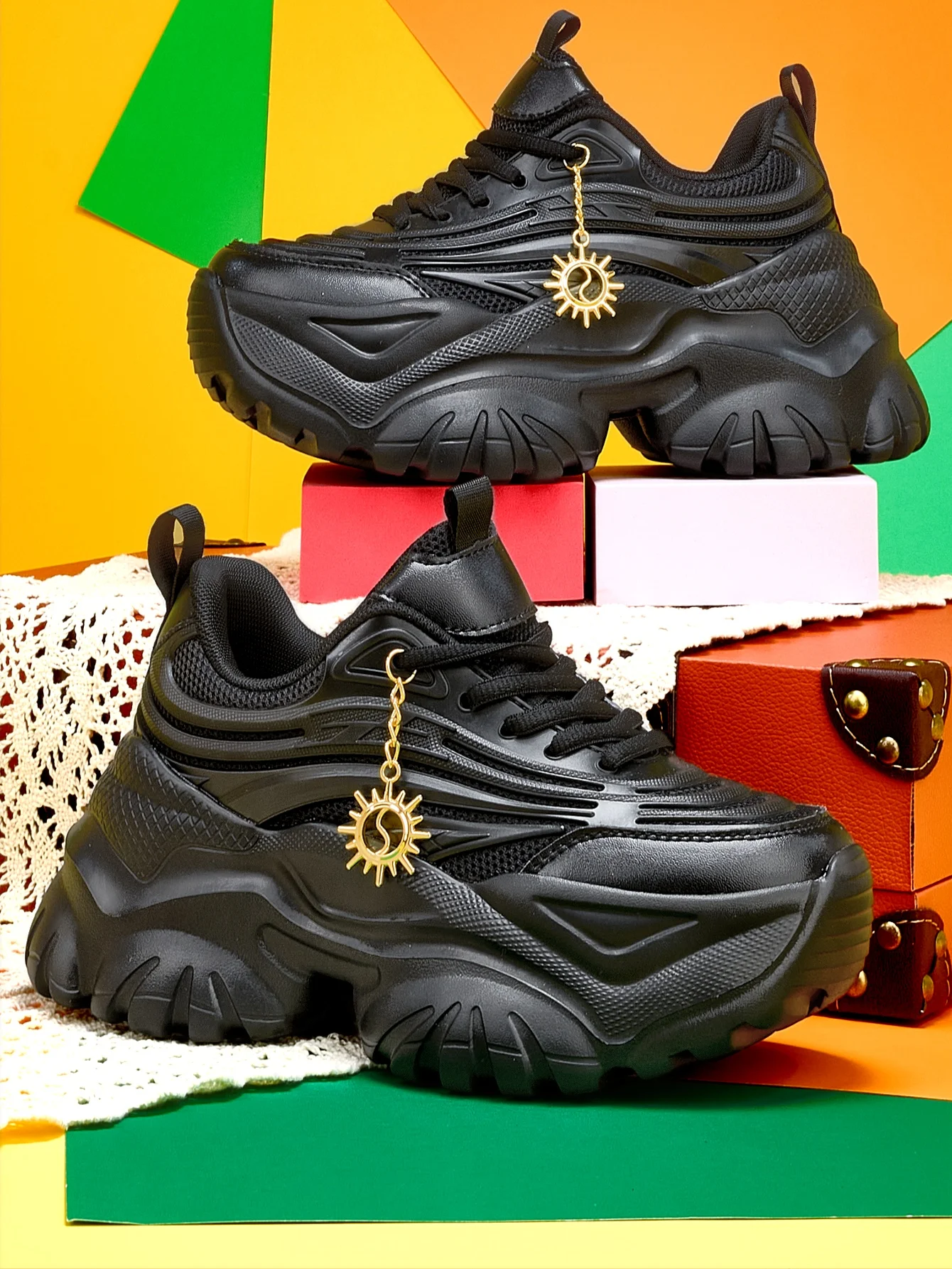 أحذية نسائية بكعب عالي بنعال سميكة صلبة وارتفاع 7...