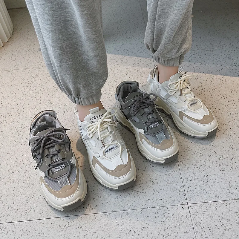 スニーカー DOUCAL'S Woman Sneakers Beige DD8651JOLIUY247 HW28 Doucal`s beige women's snickers made of suede and fur 180000