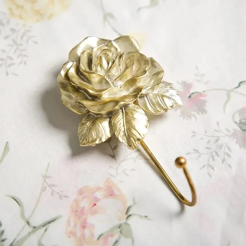 Rose Resin Gold Heart Shaped Hook for Home Decoration