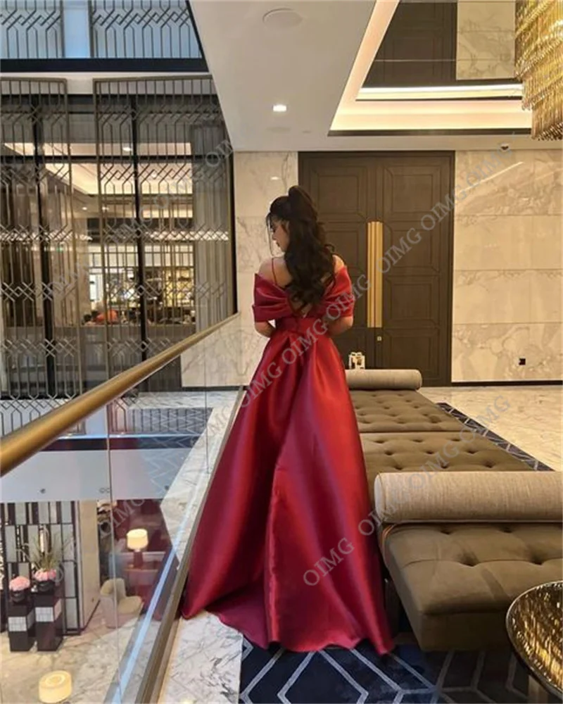 OIMG 2023 Wine Red Evening Dresses Satin Pleated Women Off Shoulder Short Sleeve Princess Prom Gowns Formal Beach Party Dress