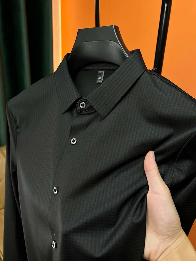 

2023 Luxury Autumn Men's Solid Color Small Plaid Designer Business Casual Fashion Lapel Shirt Long Sleeve Top M-4XL