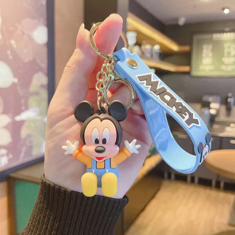 Disney authentic 2021 mickey mouse key keychain Disneyland 5th