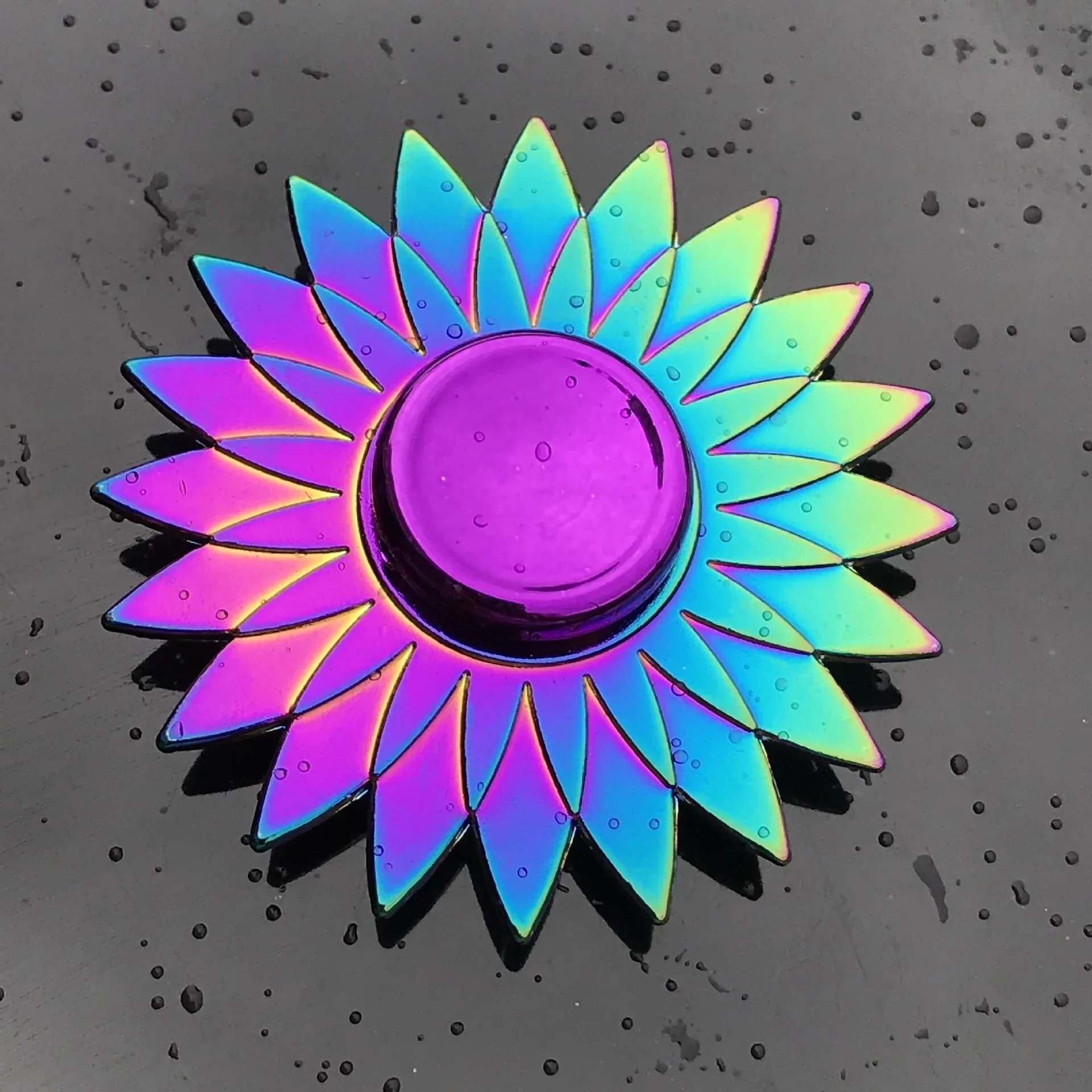 New Multicolor Gradient Fidget Spinner Creative Flower Rainbow R188 Mute Bearing Hand Spinner Fingertip Gyro Stress Relief Toys 5