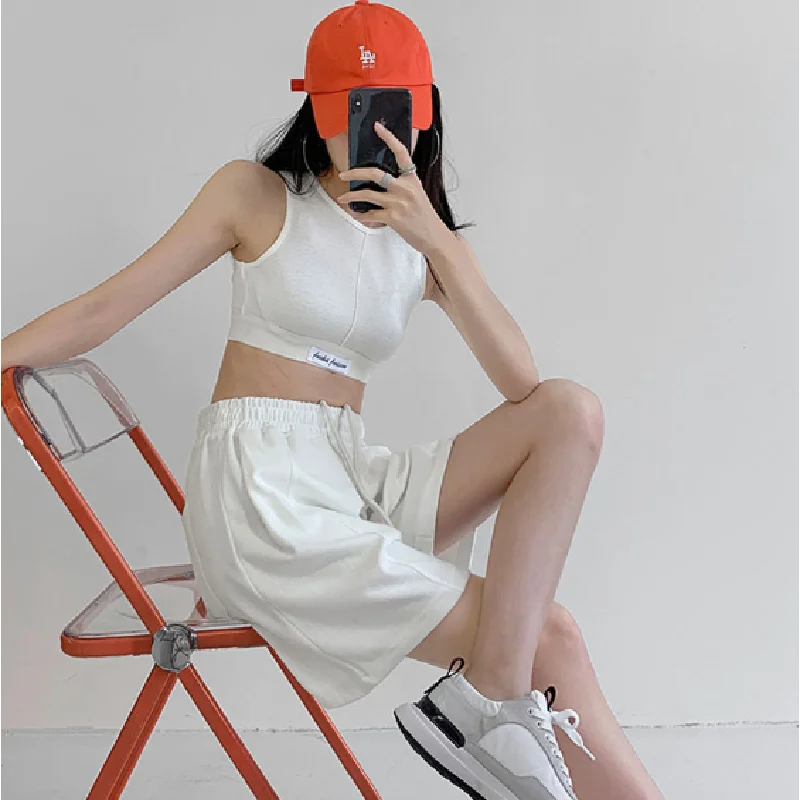 Рисунок 4 - Шорты женские спортивные однотонные