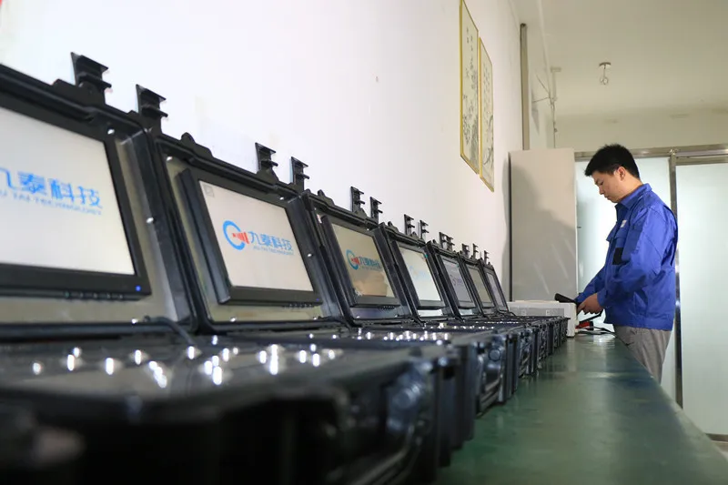 Инспек. Обгон и авария на встречке. Оквот таможня. Инвалиды на заводе. Юид безопасное колесо.