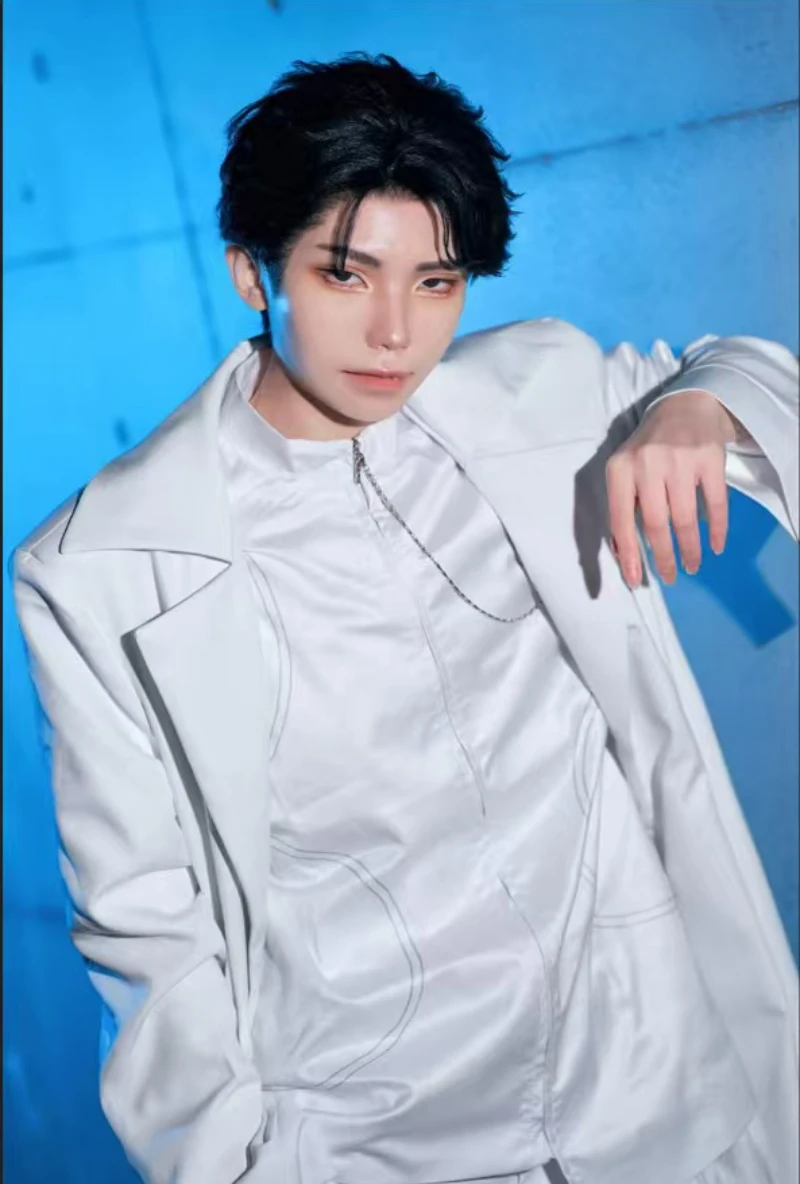 R6 イヴァン コスプレ エイリアン ステージ衣装 アニメ ホワイトソロー