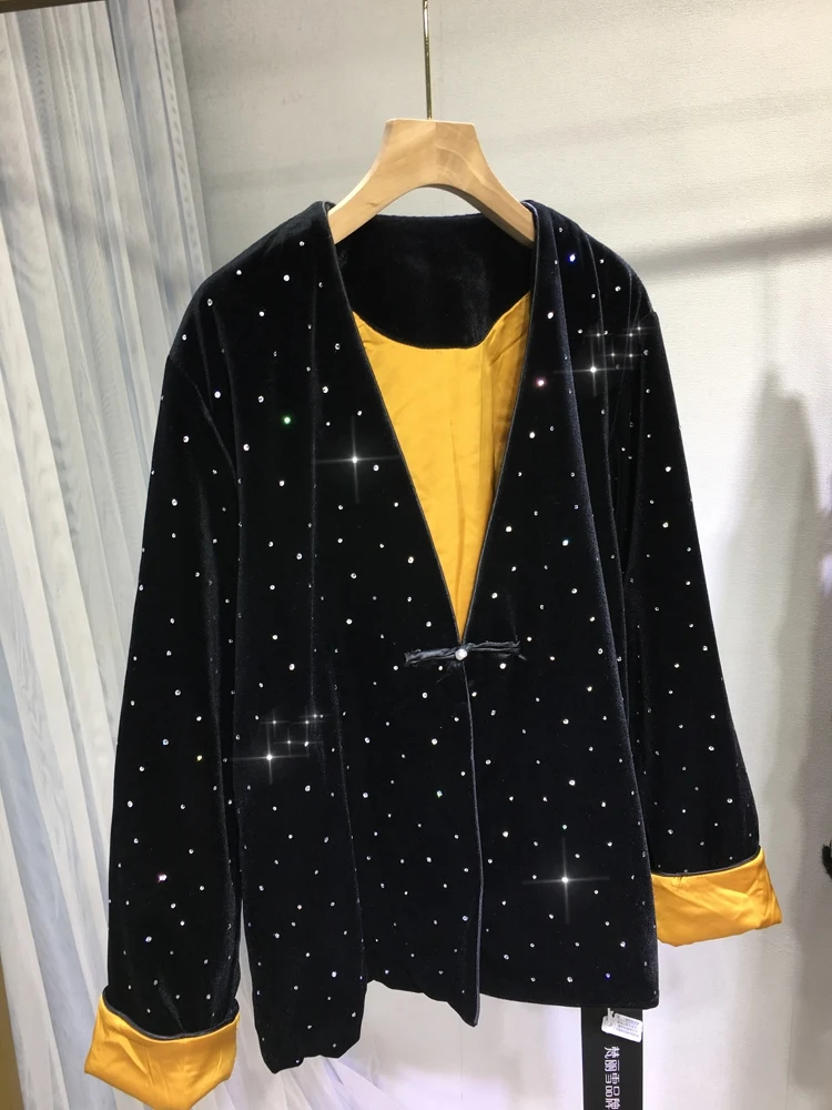 

New Autumn Winter Luxury Hot Drilling Women Jackets Chinese Style Frog V-neck Thicken Quilted Cardigans Long Sleeve Black Coat
