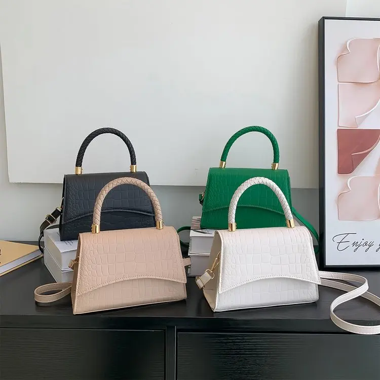 

Korean StyliSh New Trendy Fashionable Crossbody Bag,