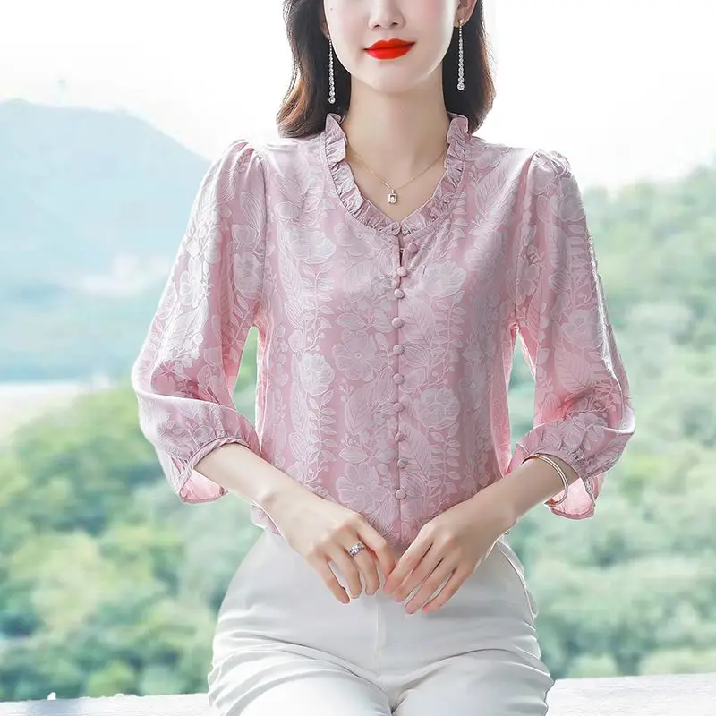 

M-4XL Women's Spring Summer New Floral Shirt Mom Slimming Top French 3/4 Sleeve Lace V Neck Pullovers Bottoming Blouse