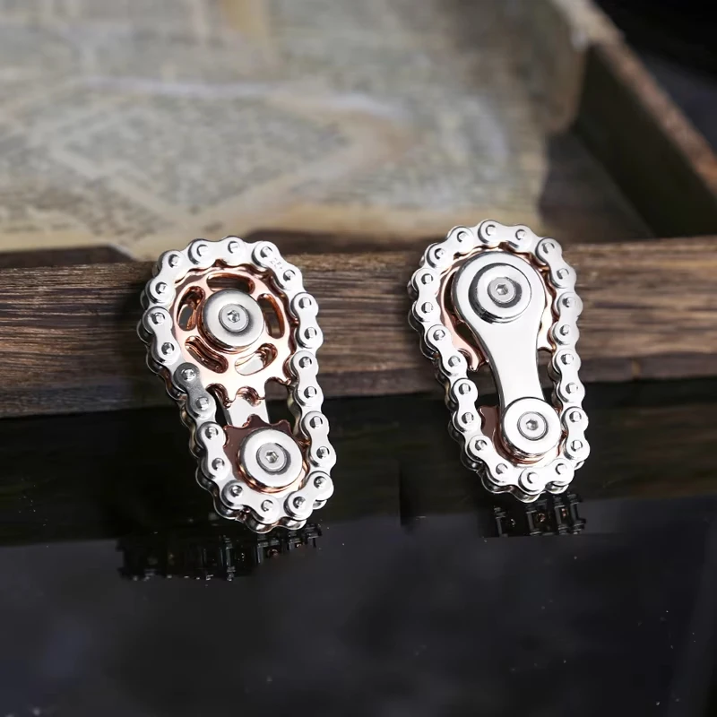 Pignoni per catena di bicicletta in metallo, volano, giroscopio da dito, fidget spinner, giocattolo antistress e ansiolitico per bambini e adulti, regalo_voghion.com
