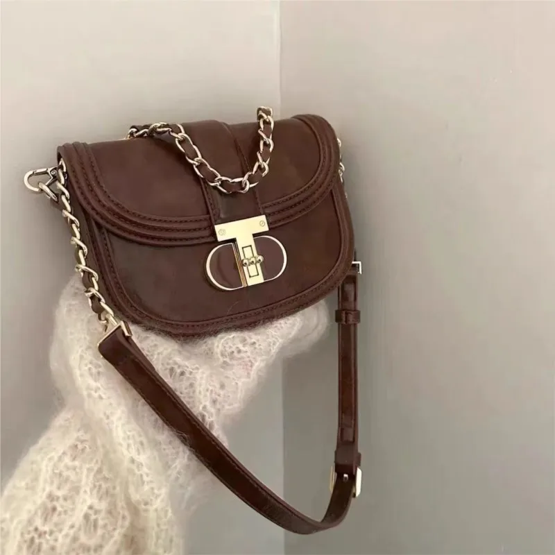 Retro Metal Lock Saddle Bag Women Chain Leather Texture Exquisite Shoulder Bags Ladies Fashion Luxury Premium Crossbody Bag 2025