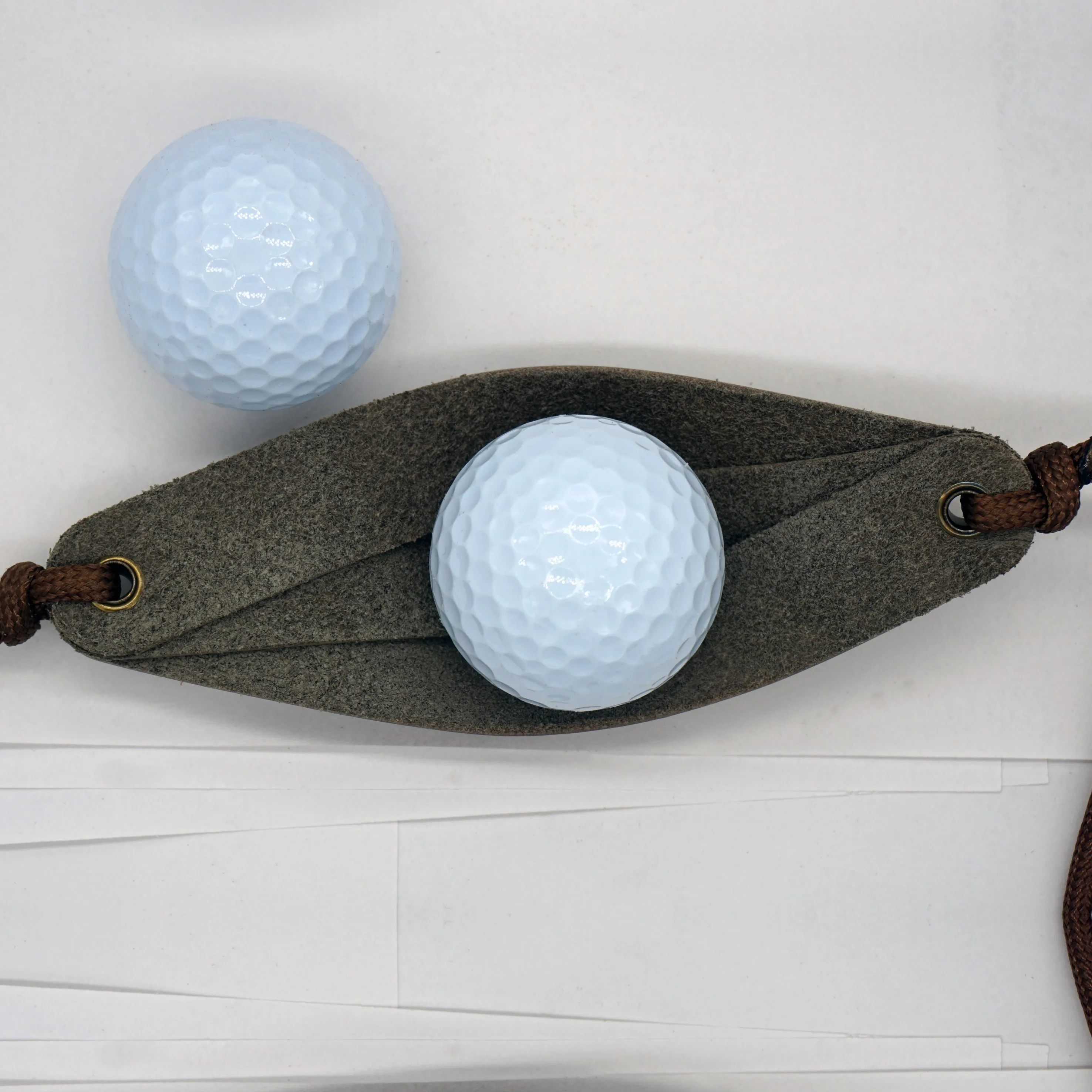 Pidou throwing stone rope throwing stone tool, handmade cowhide, sports outdoor tool, Udo David machine string