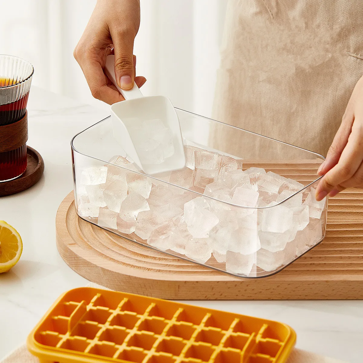 https://ae01.alicdn.com/kf/S4563c491bba24636ae75820f21754b9cU/Ice-Cube-Tray-One-Click-Fall-Off-Easy-Release-32-Cavity-Silicone-Ice-Mold-For-Cocktail.jpg