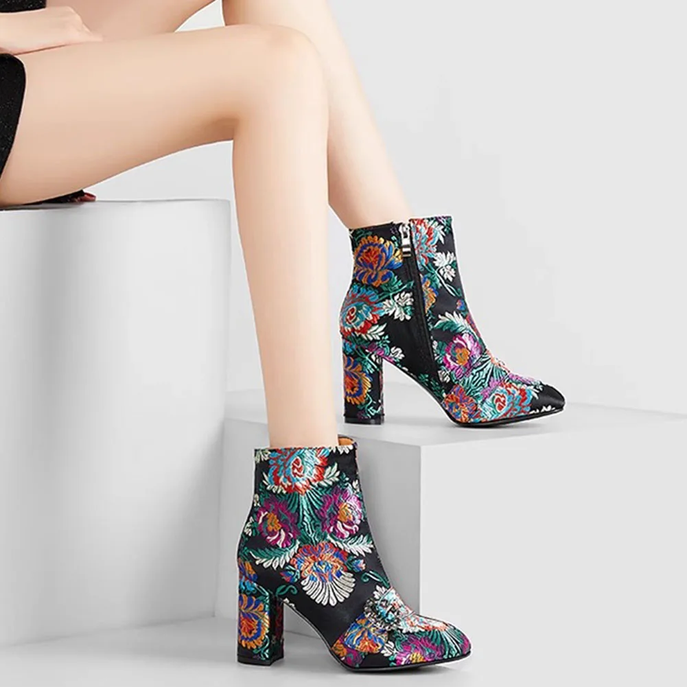 Big Size 43 Brand New Ladies Ankle Boots Fashion Zip Buckle Embroider Thick High Heels women's Boots Party Sexy Woman Shoes