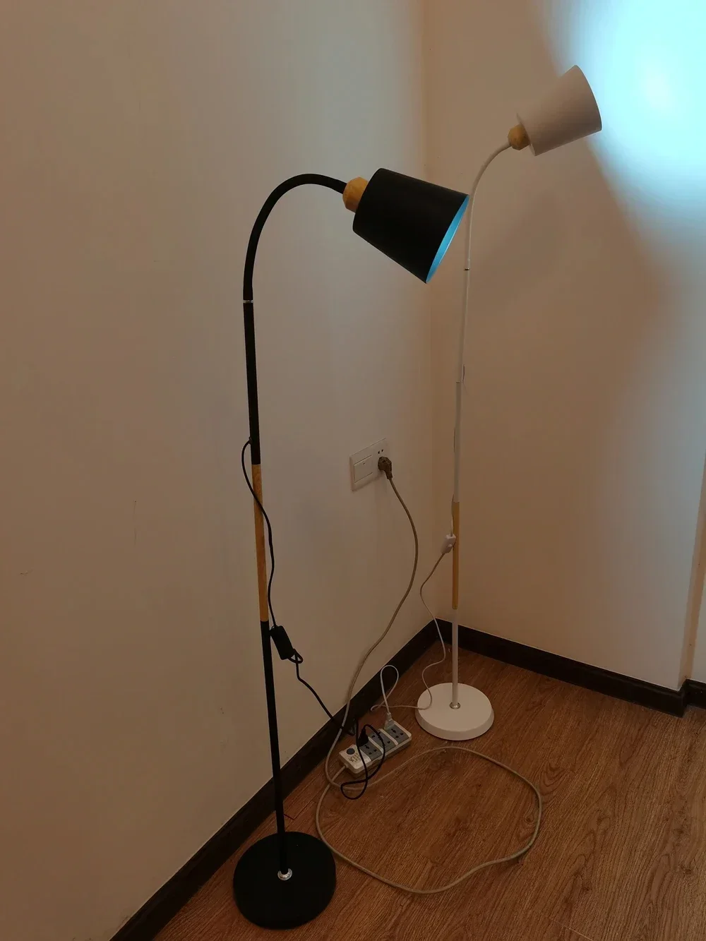 ������ �����̳� ���� �÷ξ� ����, �� �� ��Ʈ ���� ���̵� ���, ħ�� ����Ʈ ��� �Ž� ��� ���ĵ� ����