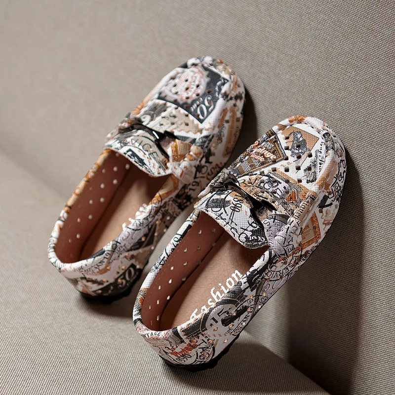 

Summer 2023 Loafers Shoes Boy Breathable Hole Casual Shoe Kids Brand Fashion Big Boys Walking Shoes Slip On Flats Shoe Youth