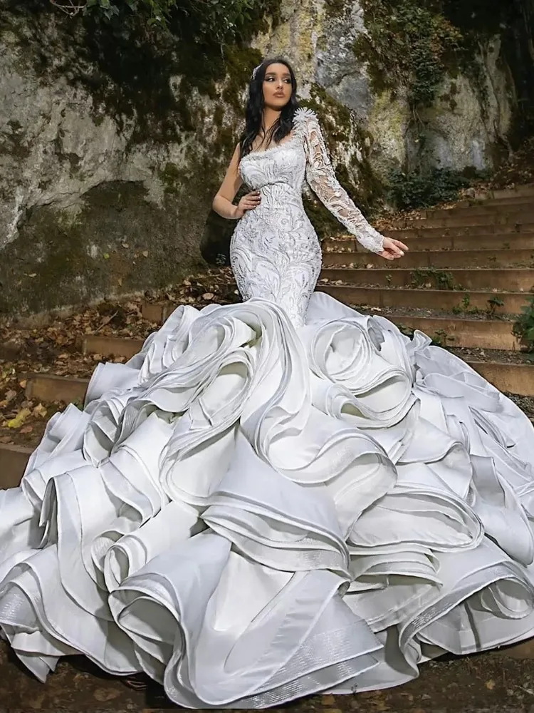 

Luxury Ruffles Mermaid Wedding Dress One Shoulder Long Sleeve Applique Lace Up Back Floor Length Bridal Gowns Vestidos De Noiva