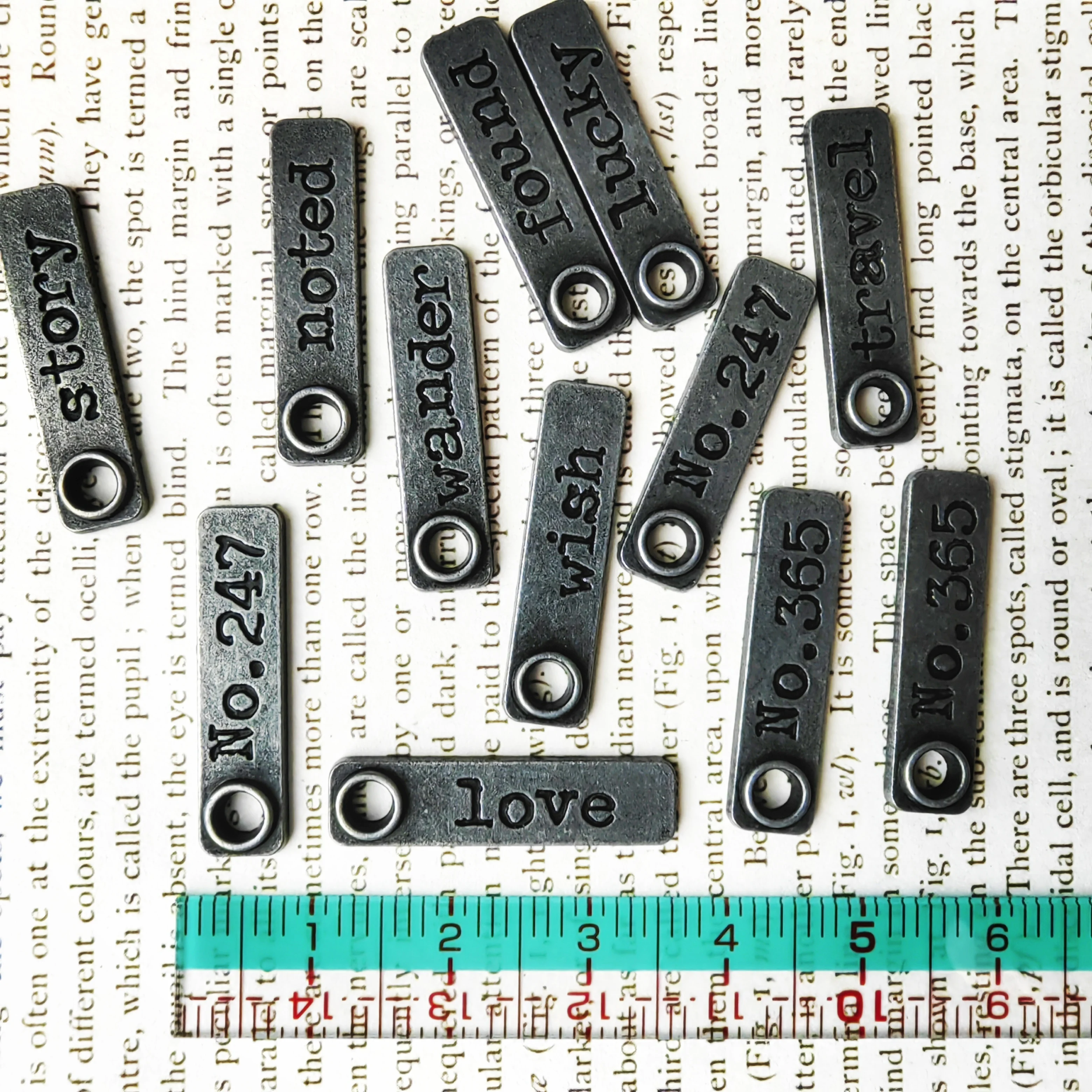 Metal Accessories Retro Tiny Words Junk Journal Scrapbook metal bookmark metal brads scrapbooking decoration