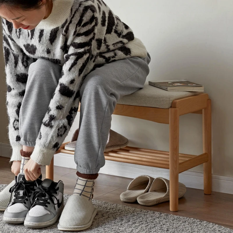 Sneakers online wooden stool