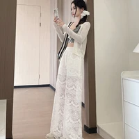 Blanc Sexy Dentelle Large Jambe Pantalon Femmes 2025 Nouveau Été Mince Haute Taille Creux Couture Avec Ceinture Chaîne Glace Soie Plancher Pantalons 2