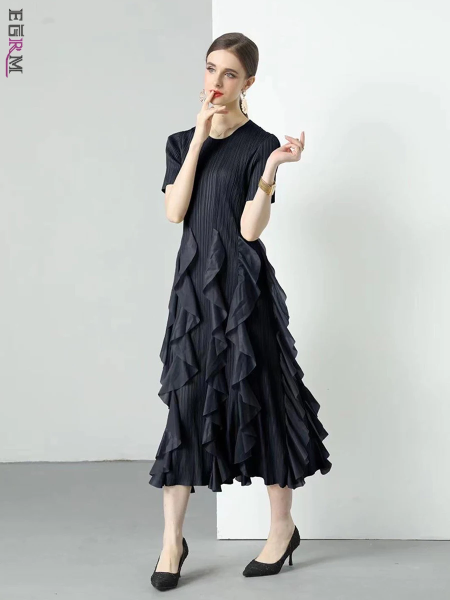

EGRM Solid Miyake Pleated Ruffles Dress Fashion O-Neck Short Sleeves High Waist Loose A-line Dresses for Women 2023 New 6RM2918