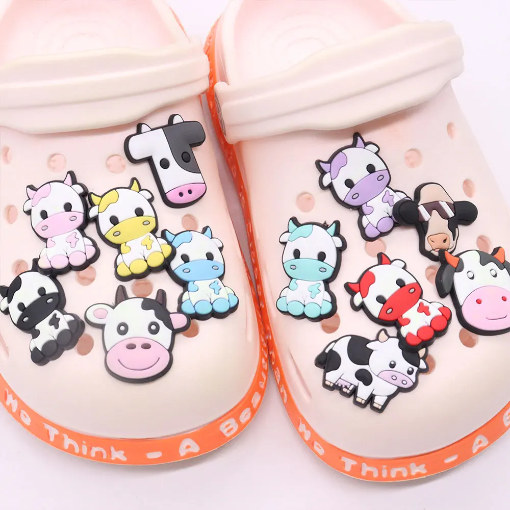 

Wholesale 50pcs PVC Shoe Charms Cute Animal Colorful Cows Accessories Sandal Decoration For Croc Jibz Kids X-mas Gift