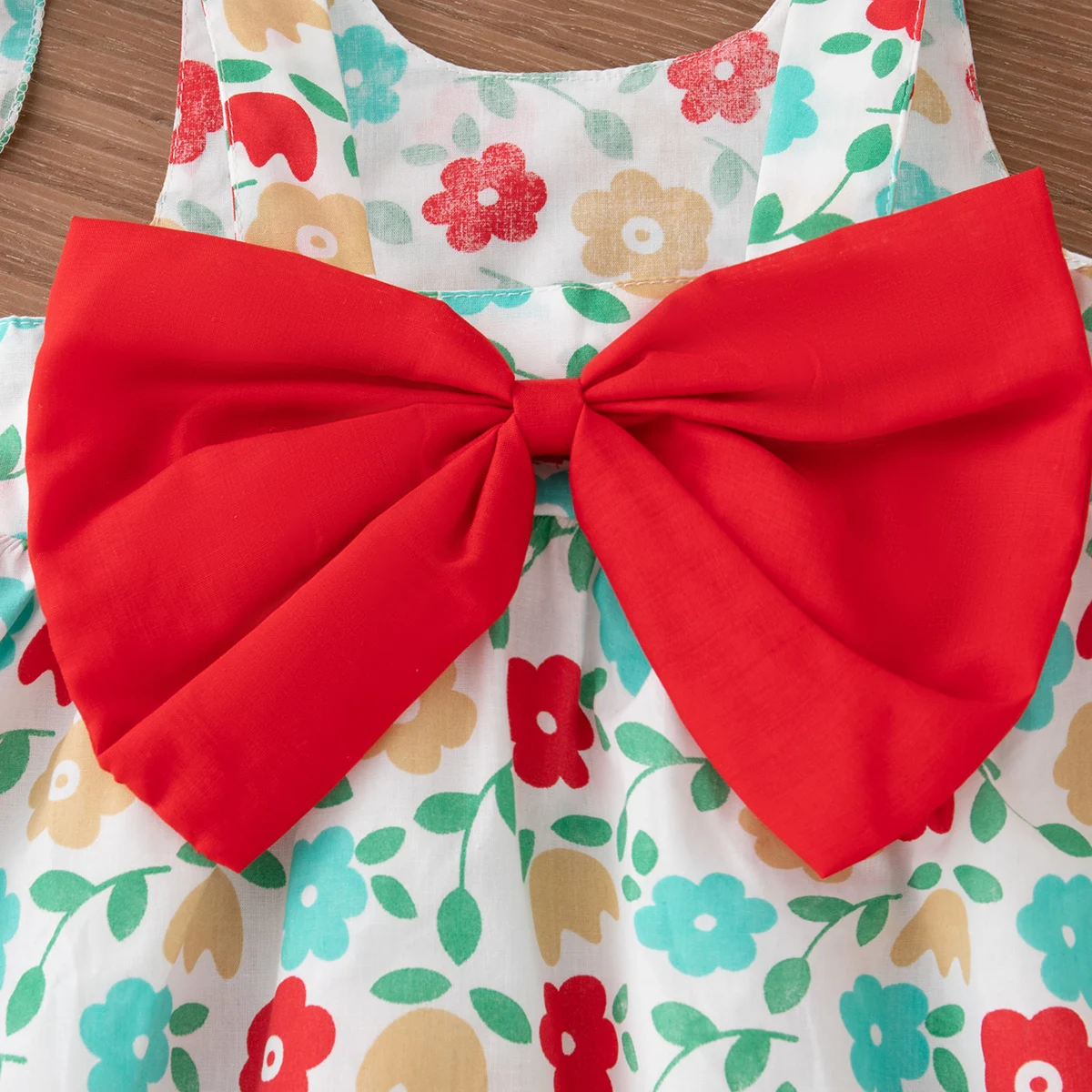 فستان بناتي صيفي طبعة زهور وقبعة