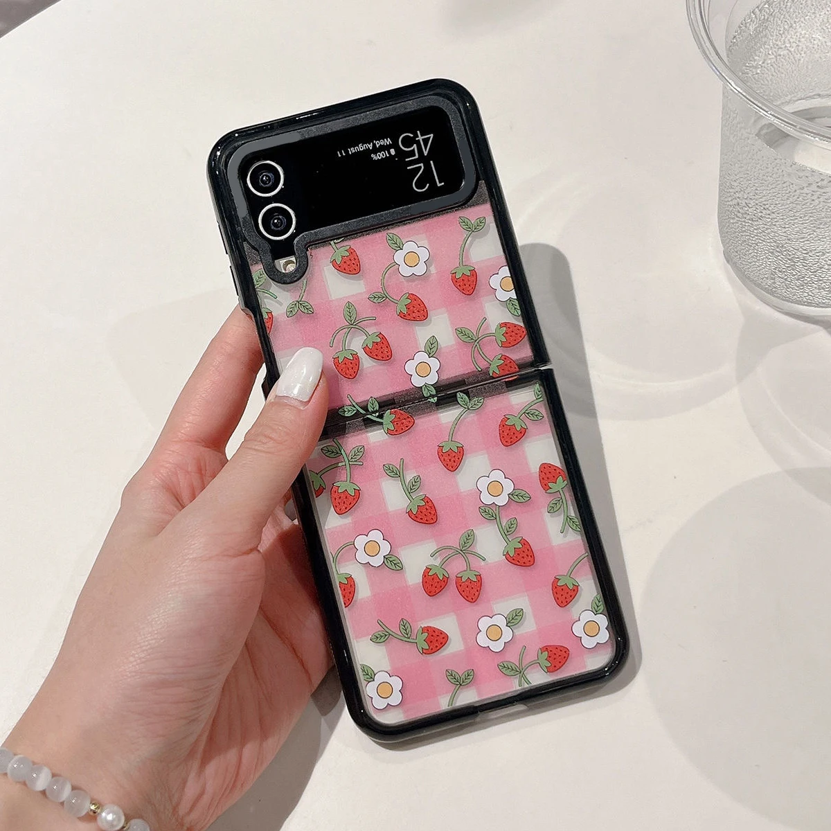 

Acrylic Black Border Banana Phone Case for Samsung Galaxy Z Flip 5 4 3 Back Cover for ZFlip3 ZFlip4 ZFlip5 Hard Case Shell