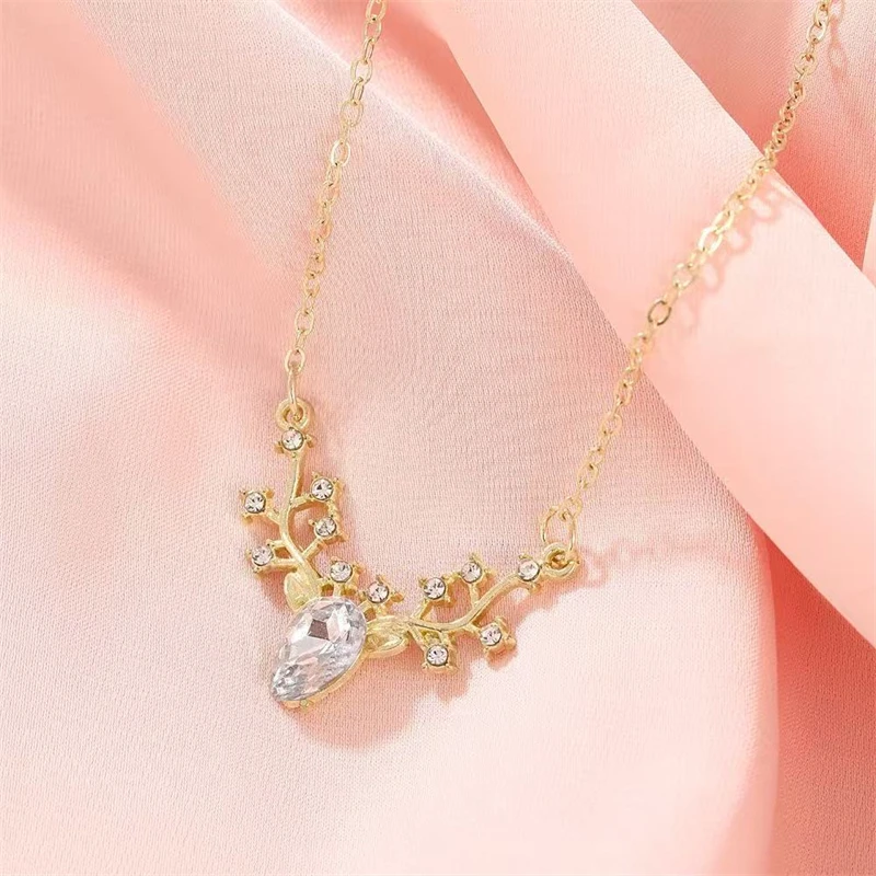 New Bohemian Elk Pendants Necklaces for Women Gold Color Metal Chain Crystal Branch Luxury Wedding Neck Jewelry 2026 new trend 5